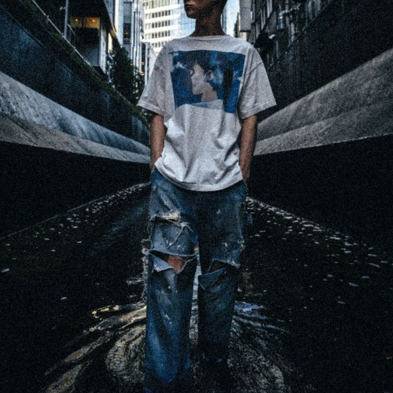 Purchase SAINT Mxxxxxx x 新世紀福音戰士 SS24 白色字母印花男女款圓領T恤. SM-YS8-0000-C25