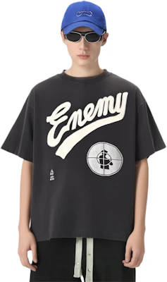 SAINT Mxxxxxx x Public Enemy Kaos Oversized Logo Hitam Unisex FW24. SM-YS1-0000-C18 Shop SAINT Mxxxxxx x Public Enemy Kaos Oversized Logo Hitam Unisex FW24. SM-YS1-0000-C18
