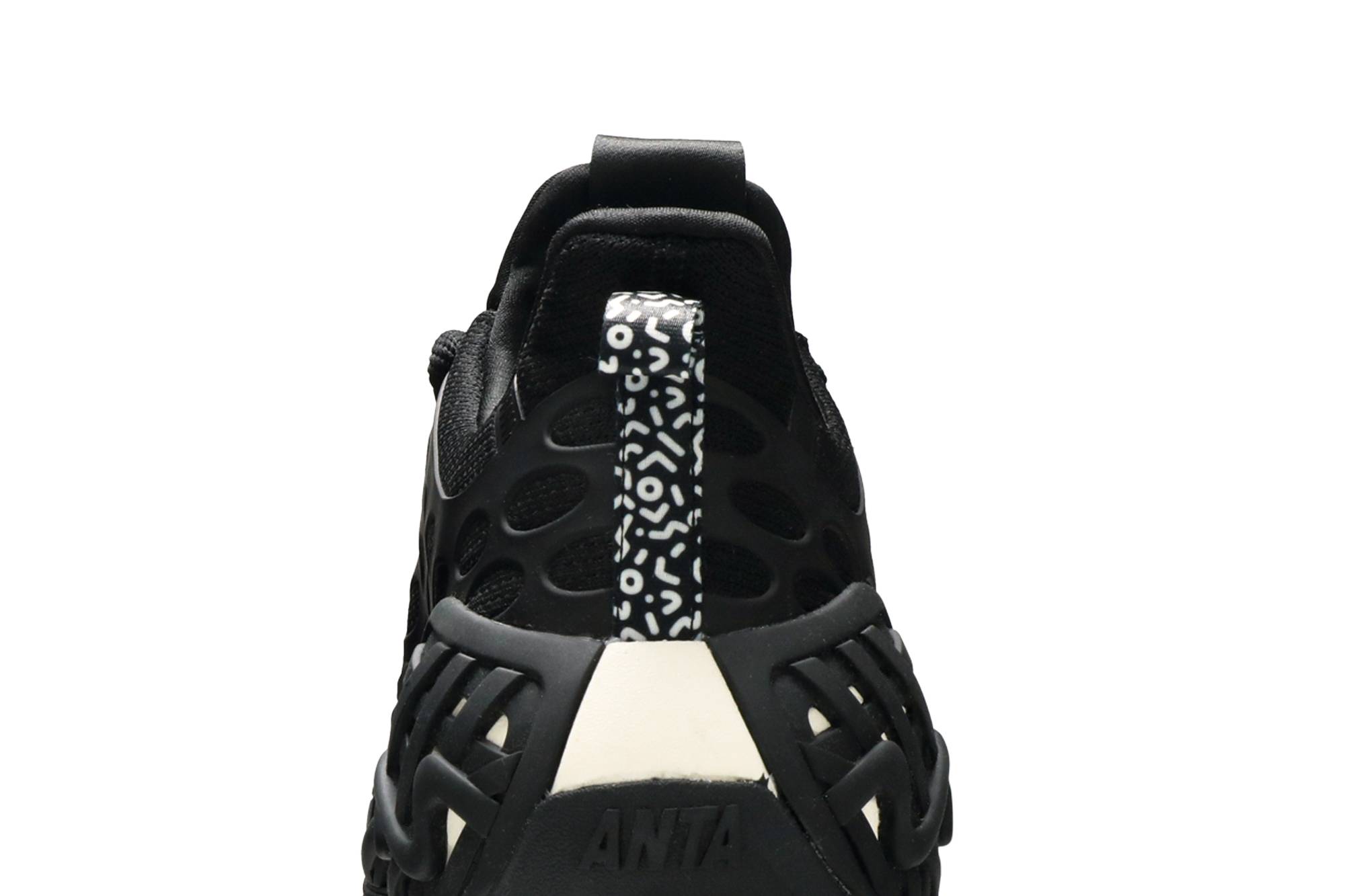 Sizing サレヘ・ベンバリー × Anta SB-02 "ブラック" 112118820-4