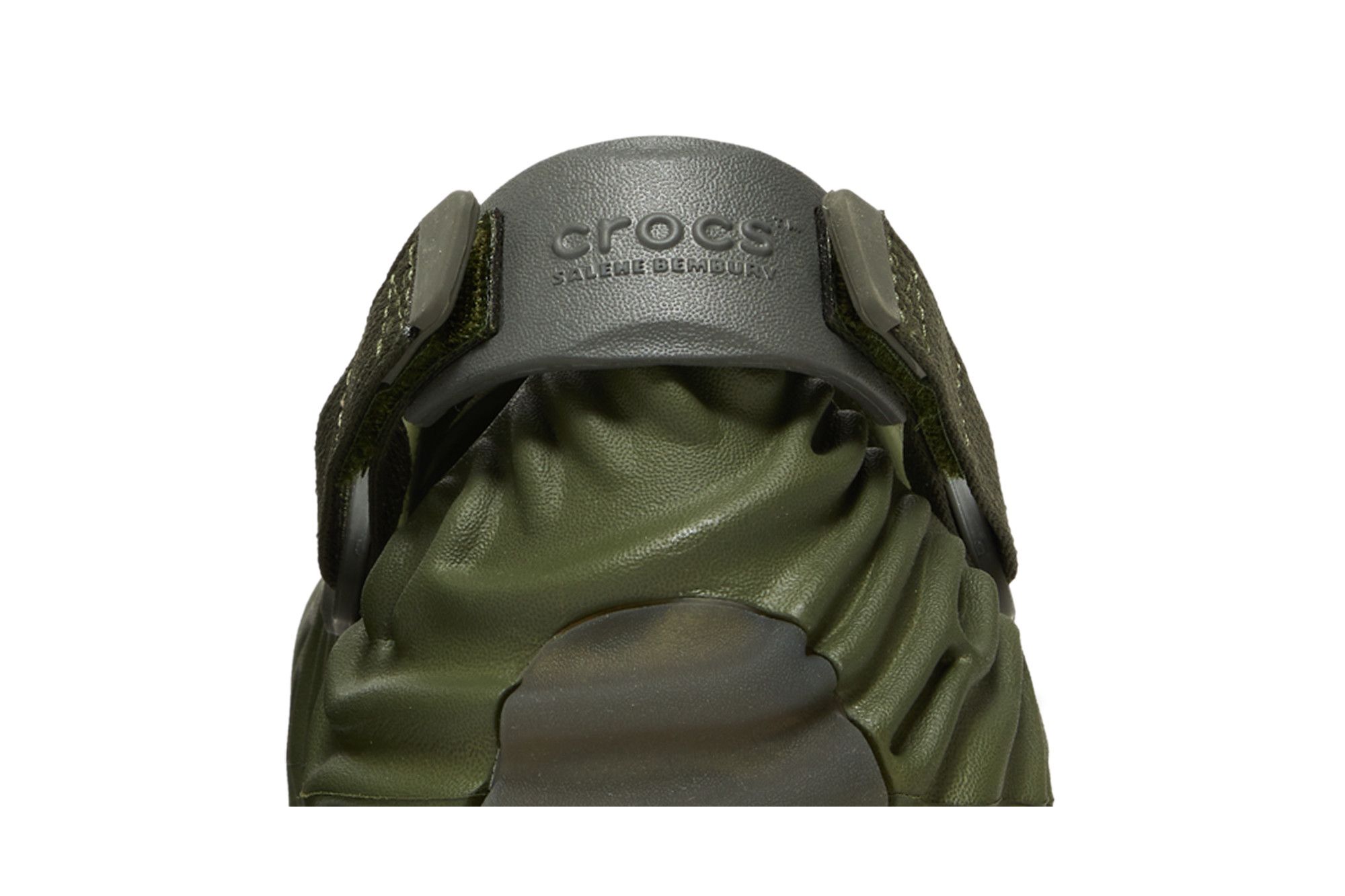 Sizing Salehe Bembury x Crocs Pollex Clog ''Concombre'' 207393-309