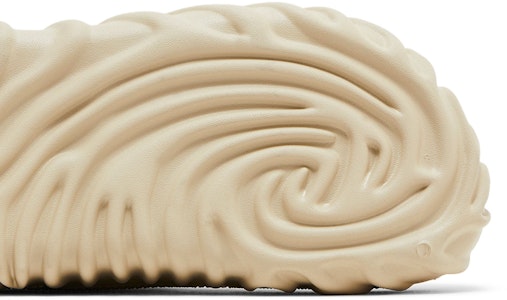 Salehe Bembury x Crocs 联名 Saru Clog ''姜黄'' 210141-0LX Sizing Salehe Bembury x Crocs 联名 Saru Clog ''姜黄'' 210141-0LX