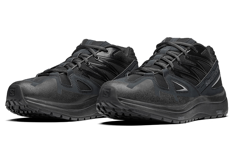 Lookbook Salomon Odyssey 1 Sepatu Hiking Trail Lanjutan 'Hitam' 415772