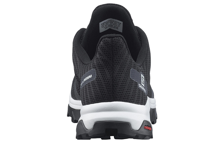 Shop Salomon Outbound Prism '黑色' 运动鞋 412678