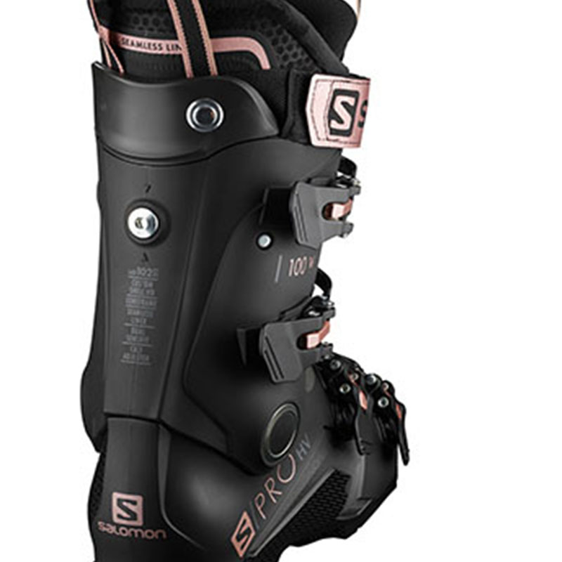Shop Salomon Outdoor 'Shock-Absorbing Cold-Resistant Ski' L41486900