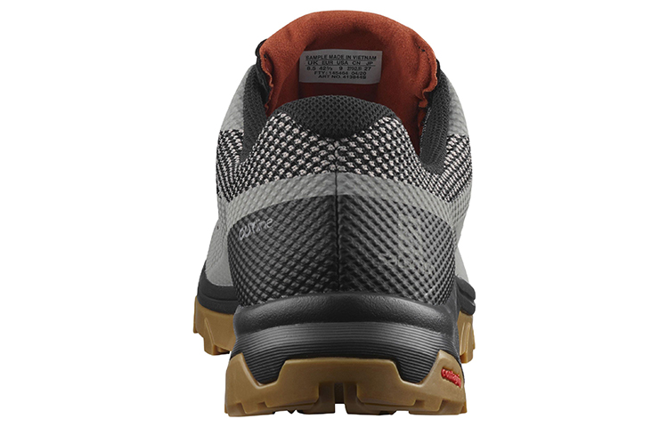 Shop サロモン OUTLINE GTX グレー 413844