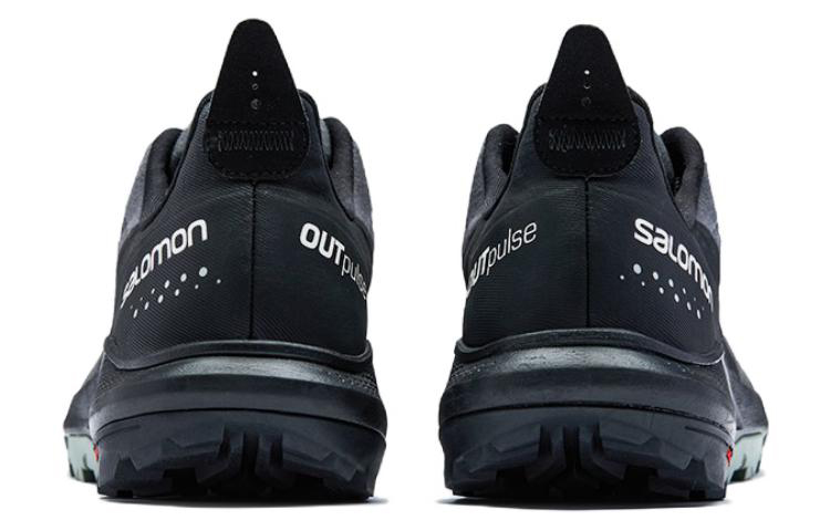 Shop サロモン アウトパルス GTX マグネットブラック 415878