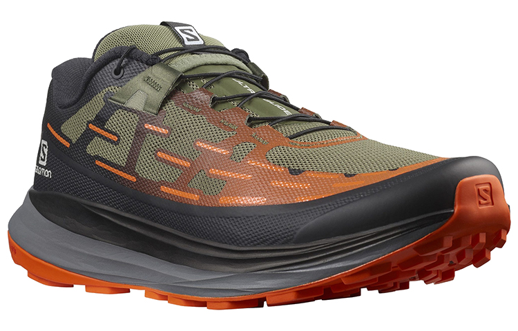 Lookbook Salomon Ultra Glide 'Negro Marrón' 415790