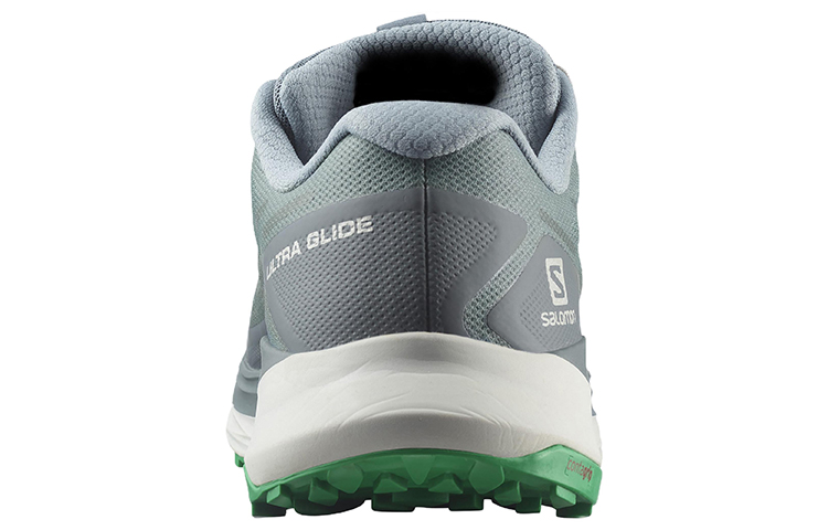 Shop 萨洛蒙 Ultra Glide 灰绿色球鞋 415984