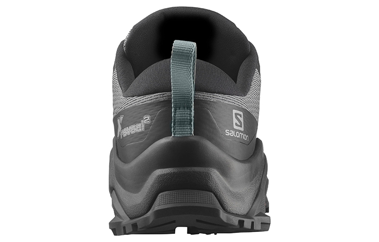 Shop 萨洛蒙 X Reveal 2 黑灰色运动鞋 416043