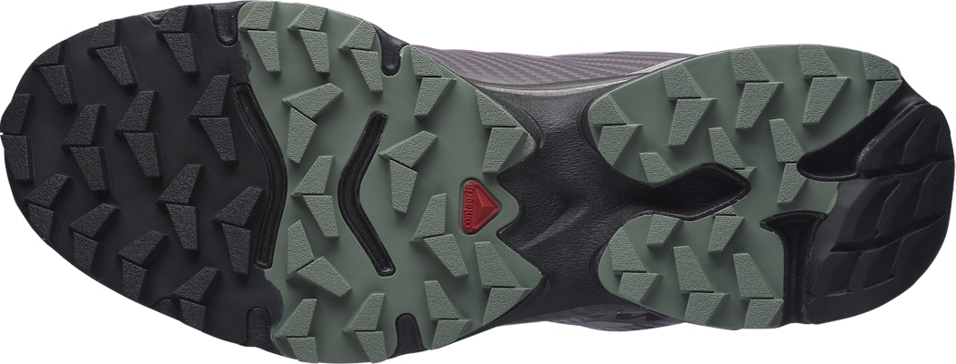 Salomon XT-4 OG White/Fiery Red/Lunar Rock L47741100 Lookbook Salomon XT-4 OG White/Fiery Red/Lunar Rock L47741100