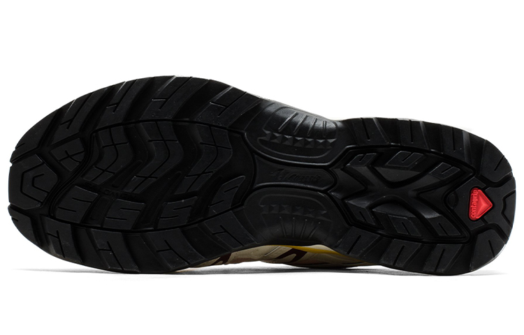 Shop Salomon XT-Quest ADV 'Cadet' 徒步鞋 412553