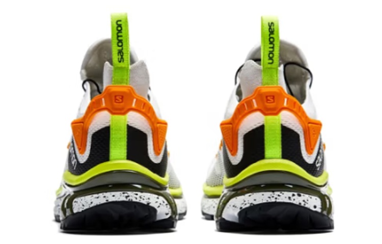Shop SALOMON薩洛蒙 XT-Rush 戶外 低筒 跑步鞋 男女兩用 白黑黃