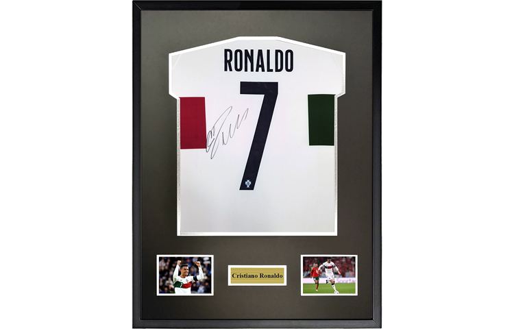 Sanwei Cristiano Ronaldo 2022 Portugal Signed Away Jersey Framed with SA Certificate. SW24Q1297