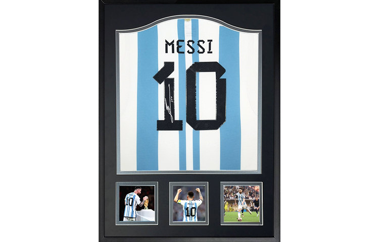 Sanwei Lionel Messi Signed Argentina Jersey 2022 World Cup Win with Frame & COA. SW23Q4037