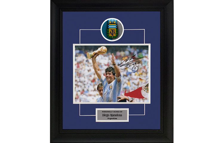 Sanwei Maradona Signed Argentina World Cup Photo with SA Certificate & Frame. SW24Q2121