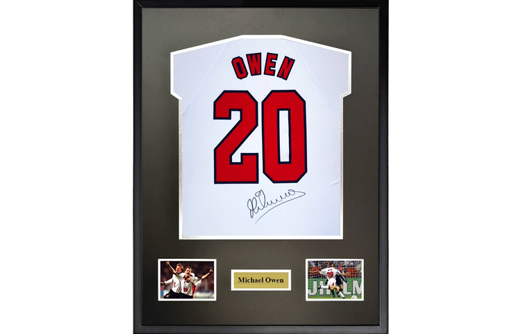Sanwei Michael Owen Signed England 1998 World Cup Jersey Framed with SA Certificate SW24Q1757