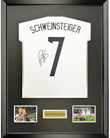 Sanwei Schweinsteiger Signed Germany 2014 World Cup Jersey with Frame & SA COA. SW24Q2613 Sanwei Schweinsteiger Signed Germany 2014 World Cup Jersey with Frame & SA COA. SW24Q2613