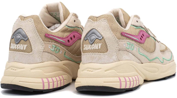 Saucony 3D Grid Hurricane Premium 'Krim Merah Jambu' S70670-5 Lookbook Saucony 3D Grid Hurricane Premium 'Krim Merah Jambu' S70670-5