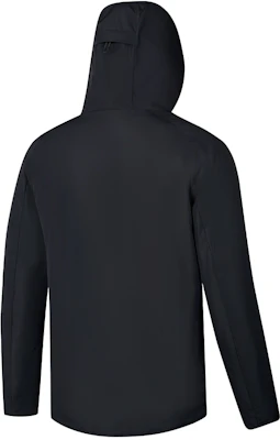 Saucony 三層連帽羽絨外套 黑色休閒簡約風格 SC2240203AL-BK01 Lookbook Saucony 三層連帽羽絨外套 黑色休閒簡約風格 SC2240203AL-BK01