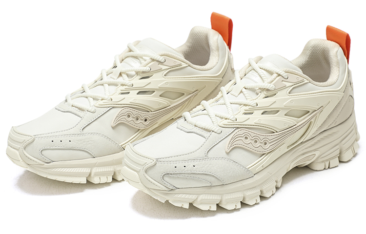 Lookbook 索康尼 Armor 复古款 '白色' S79044-3