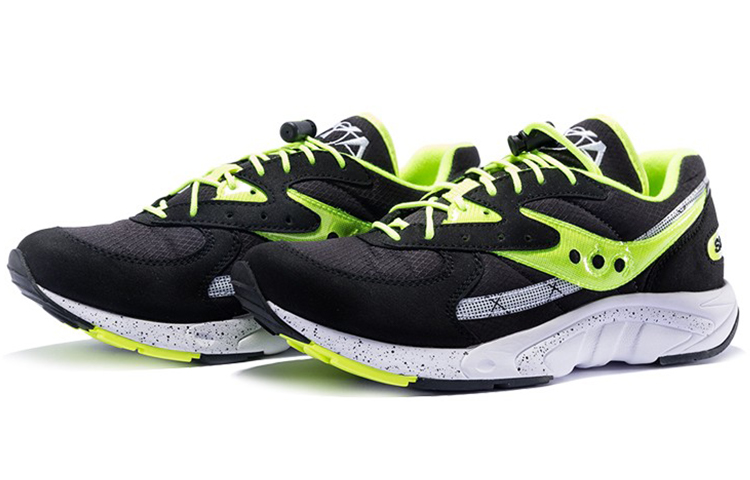 Lookbook Saucony Aya 防滑耐磨 低筒 跑步鞋 男款 黑霓虹