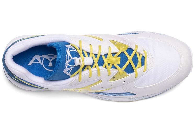 Shop Saucony Aya ''Blanc Jaune Éclatant'' S70460-8
