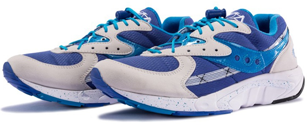 써코니 아야 '화이트 블루' S70460-2 Lookbook 써코니 아야 '화이트 블루' S70460-2