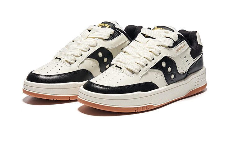 Shop Saucony Chilltime ''Beige Noir Bleu'' S79045-3