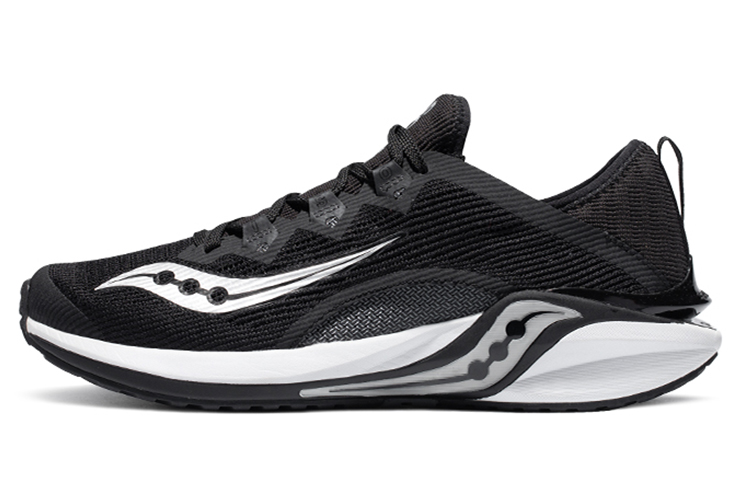 Saucony Coyote 'Black Silver'