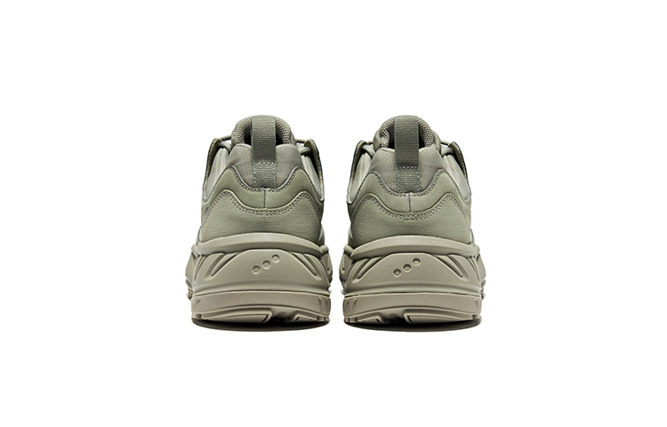 Shop Saucony CYBER WEB 耐磨防滑 低筒 跑步鞋 男女同款 灰綠色