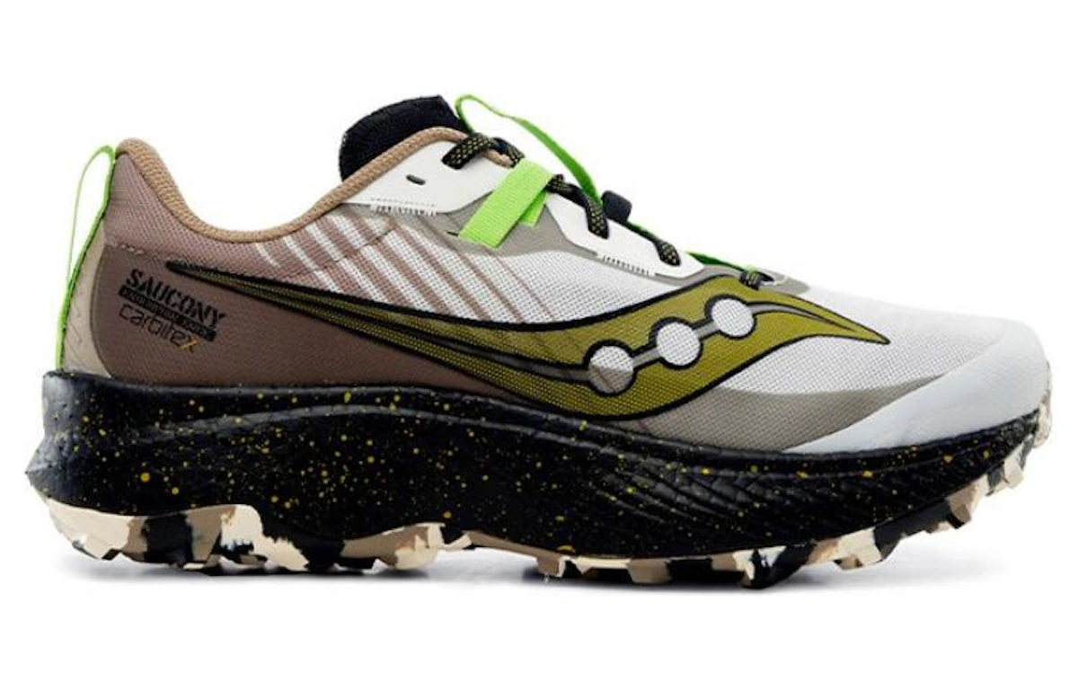 Saucony Endorphin Edge 'Fog Black'