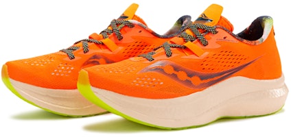 サッカニー エンドルフィン プロ2 「キャンプファイヤー物語」 S20687-45 Lookbook サッカニー エンドルフィン プロ2 「キャンプファイヤー物語」 S20687-45