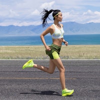 Saucony Endorphin Pro 4 '檸檬黃'跑鞋 S20939-223 2