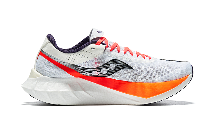 Shop Saucony Endorphin Pro 4 'Putih Hitam Jingga' S20939-129