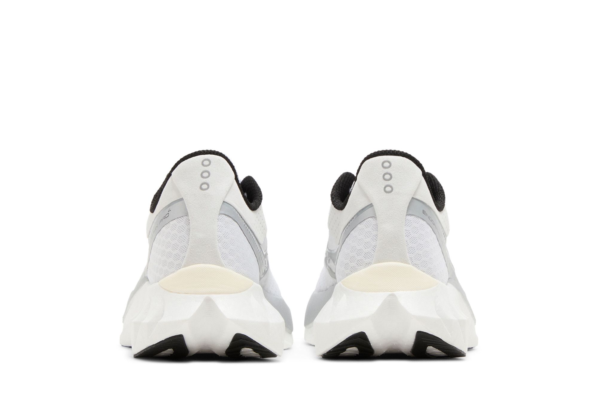 Sizing Saucony Endorphin Pro 4 ''Bianco Argento'' S20939-201