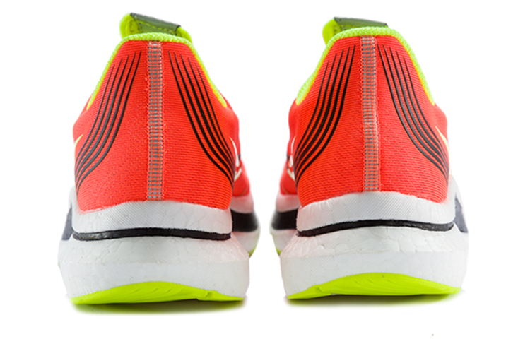 Shop Saucony Endorphin Pro ''ViZi Orange'' Chaussures Running S20598-65