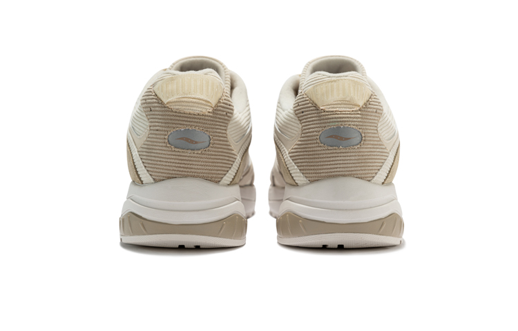 Shop Saucony GSD 90S 'Beige Marrón' S79034-1