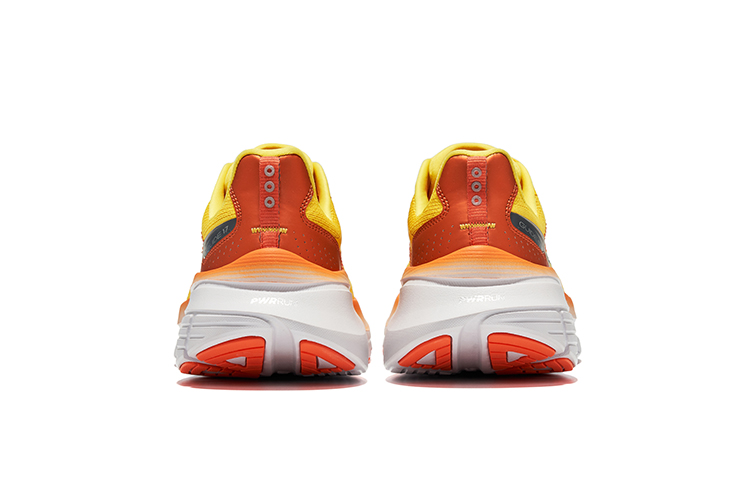 Purchase Saucony 指導 17 '胡椒金絲雀' S20936-116