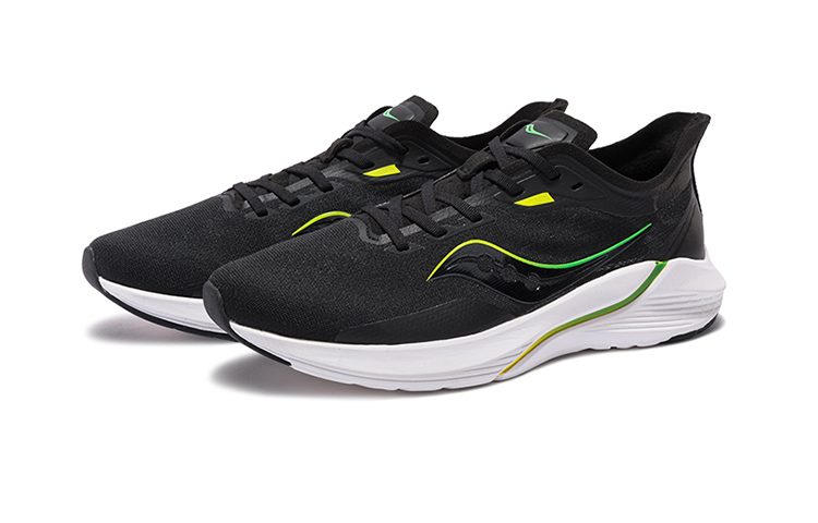 Lookbook Saucony Humming 2 'Negro Verde' S28181-4