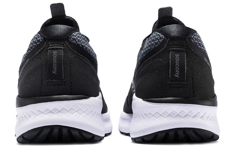 Shop Saucony Inferno Lichtgewicht Hardloopschoenen ''Charcoal Flame'' S40035-1