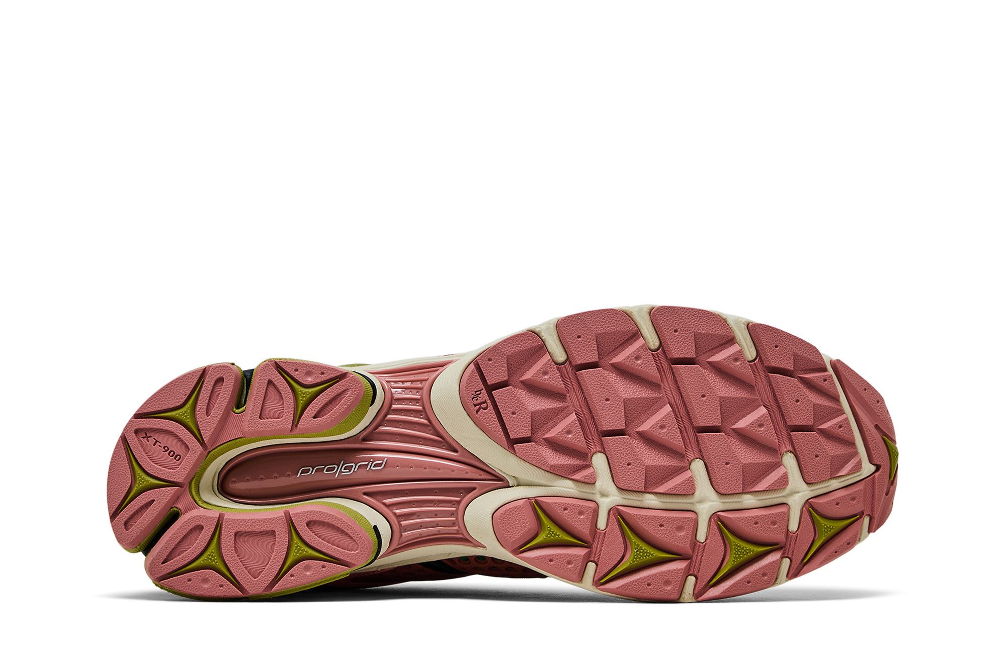 Shop Saucony Jae Tips x ProGrid Triumph 4 'Flowers Pack - Peach' S70966-2