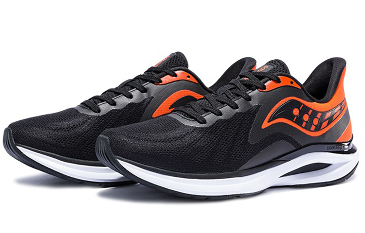 Lookbook Saucony Jaeger Junior ''Zwart Oranje'' S28153-3