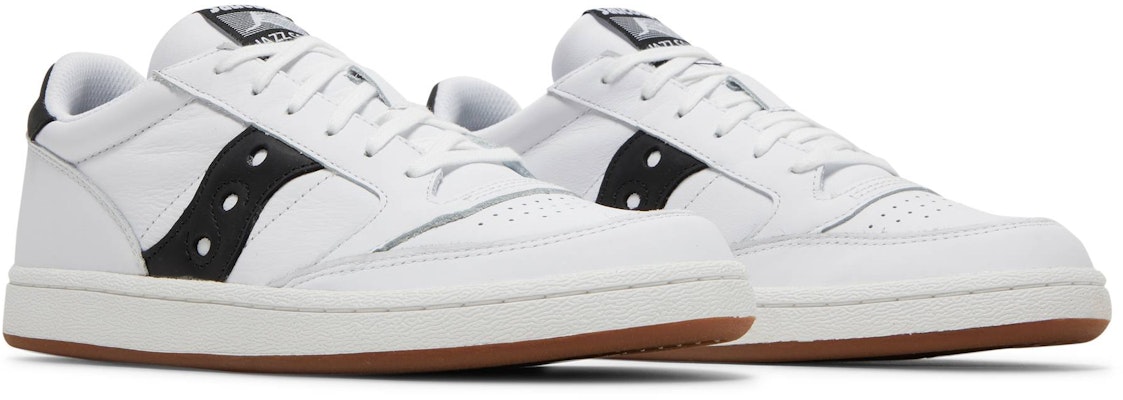All white hot sale saucony jazz