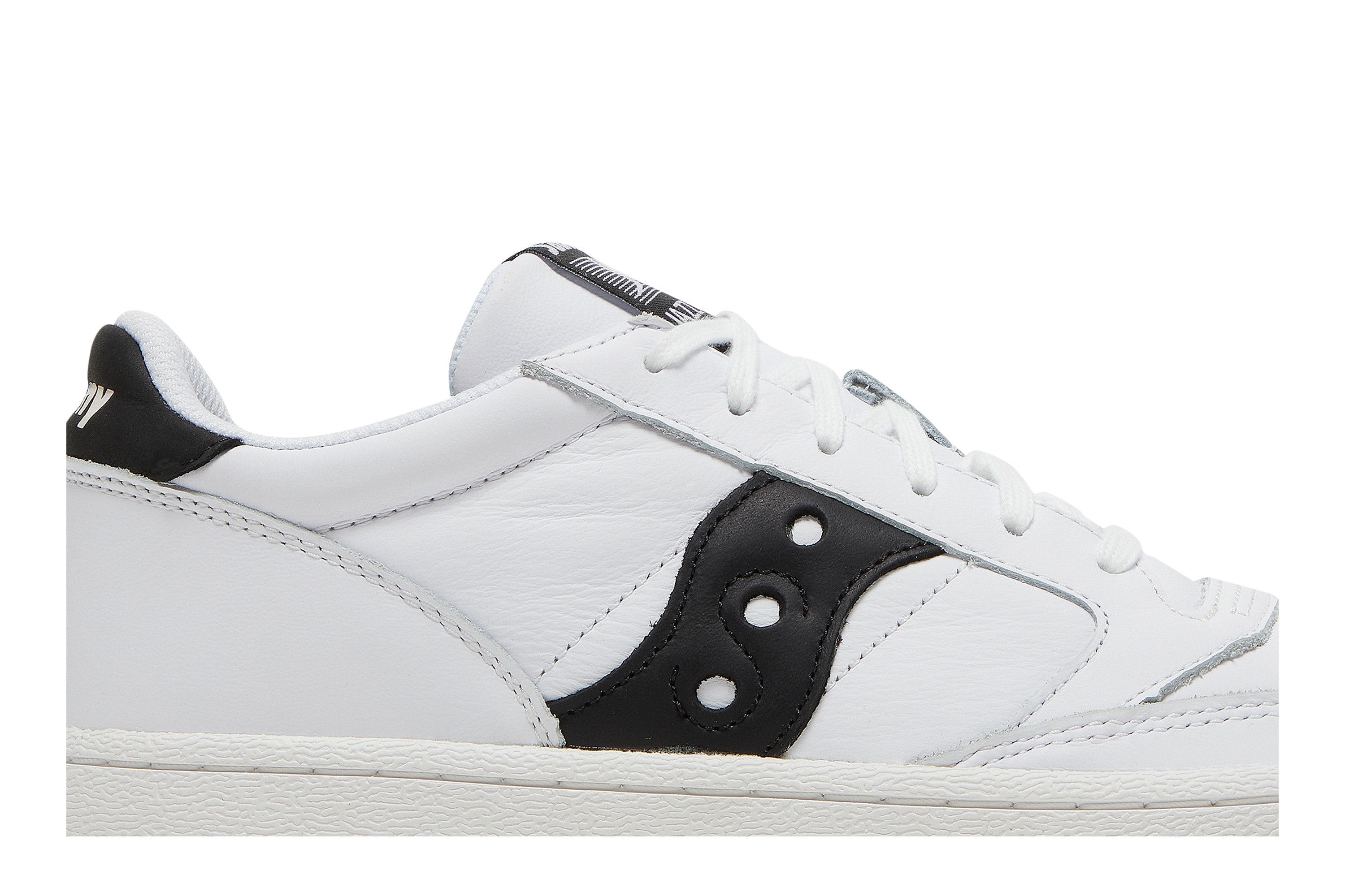 Order Saucony Jazz Court ''Bianco Nero'' S70555-5