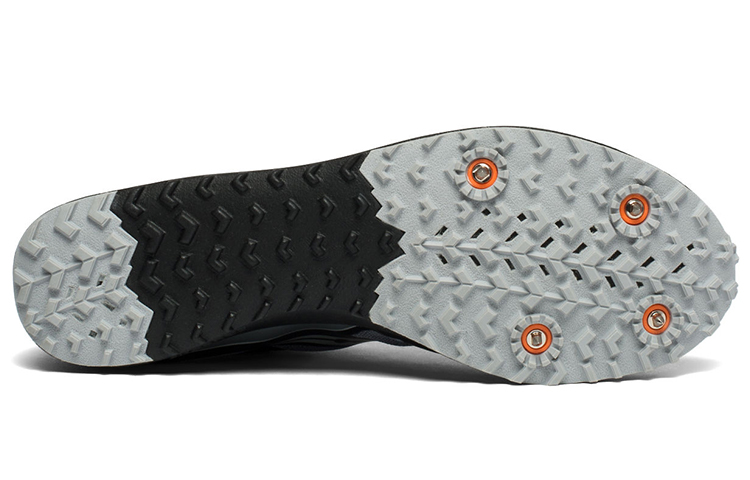 Purchase Saucony Kilkenny XC8 Spike ''Noir Argent'' S29068-2
