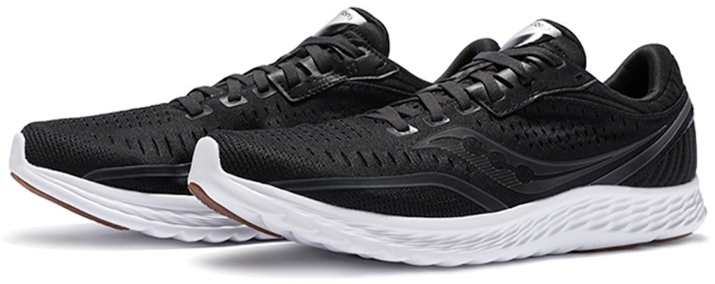 Saucony Kinvara 11 'Comfort Hitam' S20551-41 Lookbook Saucony Kinvara 11 'Comfort Hitam' S20551-41