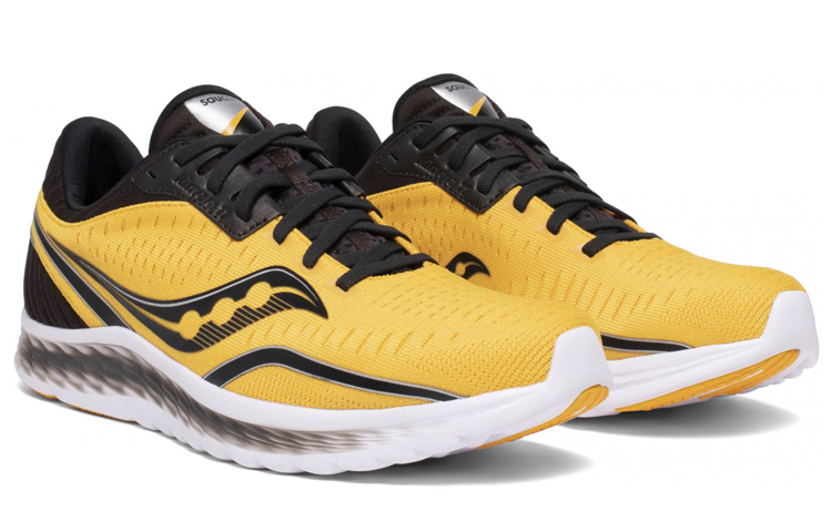 Lookbook Saucony Kinvara 精華 11 緩衝 黃