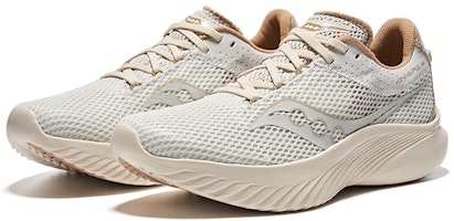Lookbook Saucony Kinvara 14 休閒百搭 防滑耐磨 低筒 跑步鞋 男女同款 米色