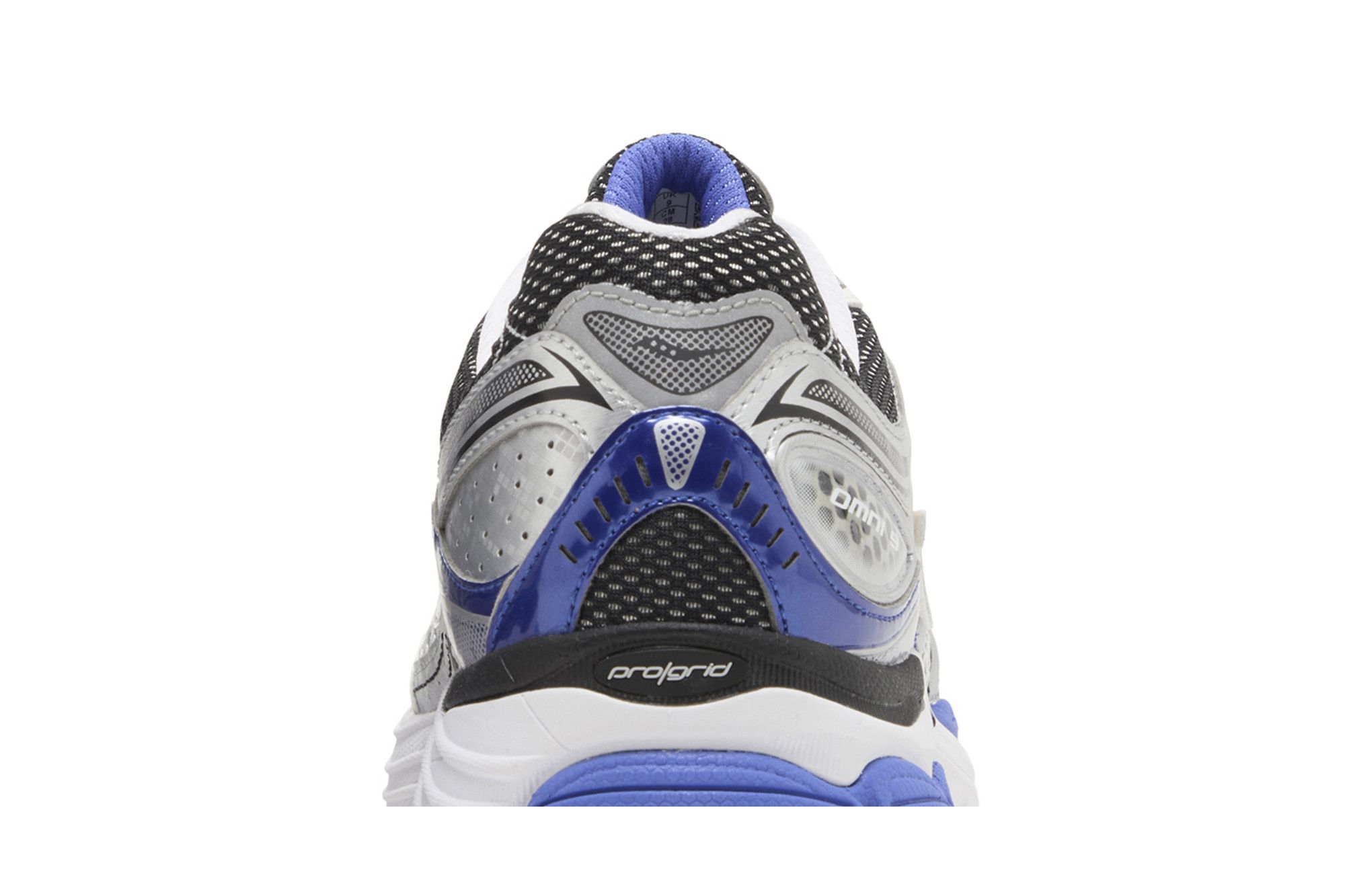Sizing Saucony OG Progrid Omni 9 ''Bianco Argento Blu'' S70739-2
