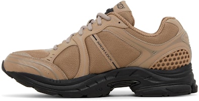 Lookbook 索康尼 Progrid Triumph 4 避震防滑耐磨 低筒 跑步鞋 棕褐色